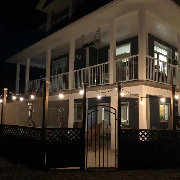 Simcoe B&B - Incredible vacation suite, hotel in Smithers