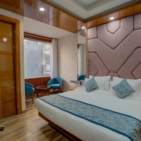 Platinum Service Apartment DLF Phase 3 Cyber City，位于古尔冈的酒店