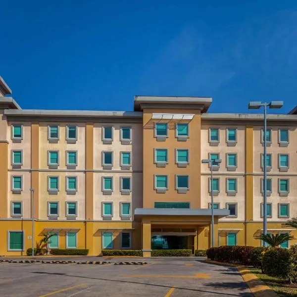 La Quinta by Wyndham Poza Rica, hotel v destinaci Poza Rica de Hidalgo