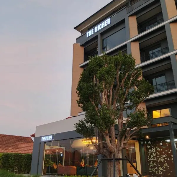 The Richer Ratchaburi, hôtel à Ratchaburi