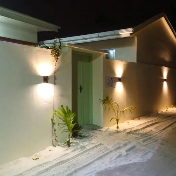 Sun Beach Dhigurah，位于迪古拉的酒店