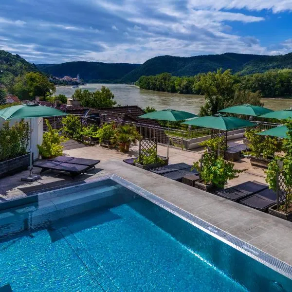 Gartenhotel & Weingut Pfeffel Dürnstein, hotel in Dürnstein