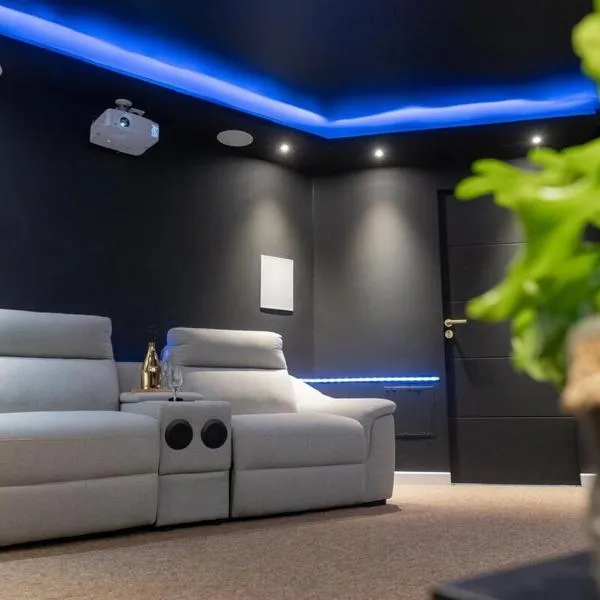 Premium Cayenne Appartement- Private Cine & SPA -CTIS HOME, hotel v destinaci Cayenne