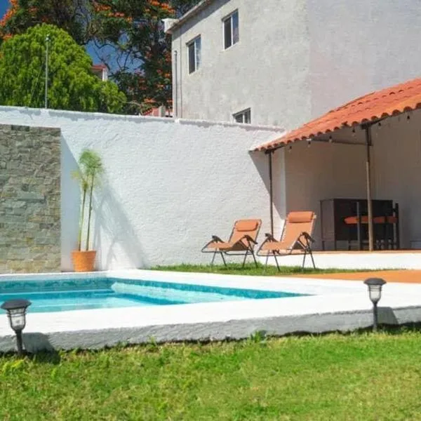 Sayaná House,特米斯科的飯店