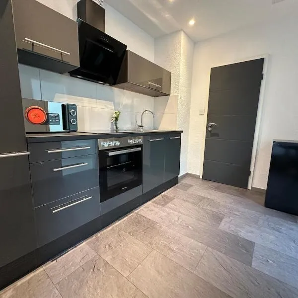 Beautiful Appartment in MG - Self Check-in, hotell sihtkohas Mönchengladbach