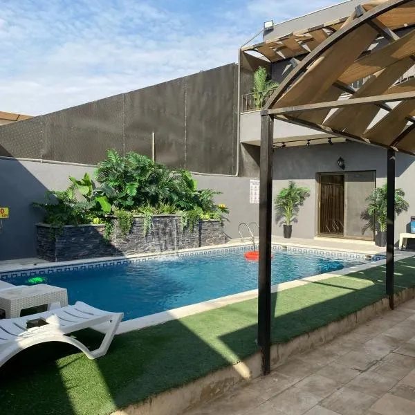 SAN VITO Chalet, hotel v destinaci Sowayma