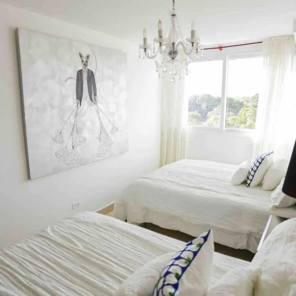 Ph ibiza playa corona panama oeste ,distrito San carlos, hotel in La Chumicosa