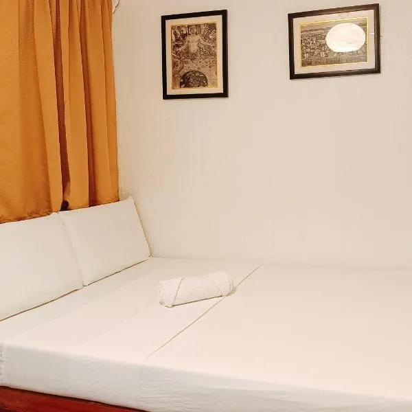 Hotel Elinas and Restaurant, hotel in Tuguegarao City