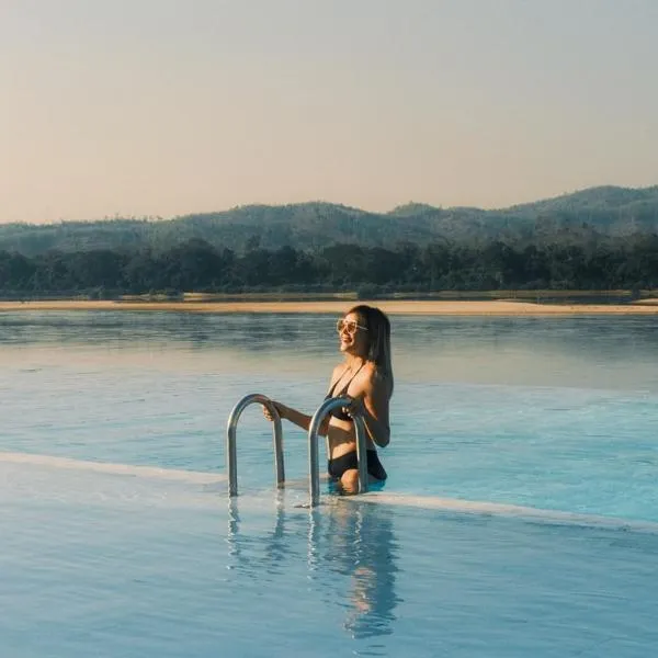 Chiangkhan River Mountain Resort，位于清刊的酒店