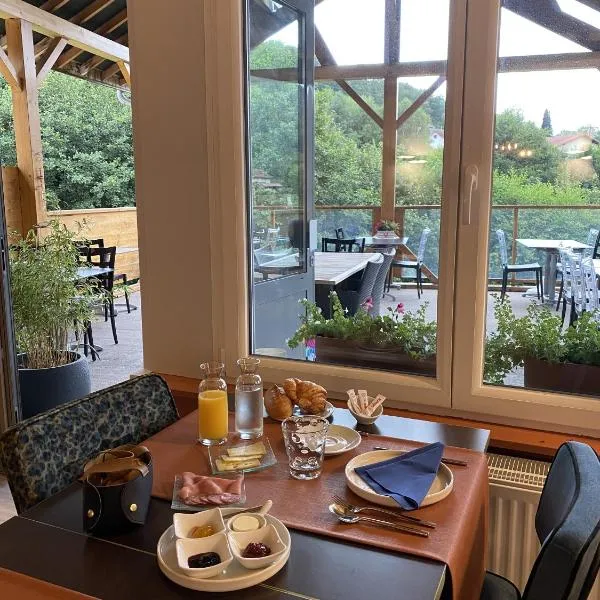 Maison Capdet, hotel in Fresse-sur-Moselle