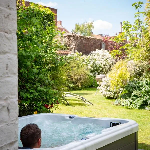 Maison du jardin botanique 7 min centre et Gare, hotel in Tourcoing