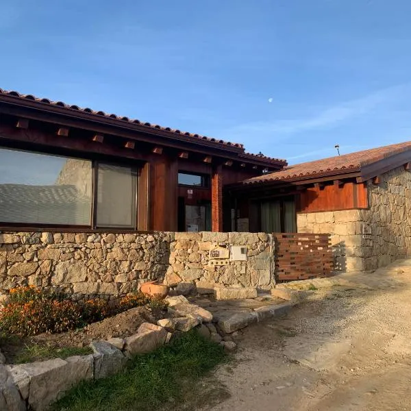 Casas Rurales LA HUERTA DEL CURATO I, hotel in Tolbaños