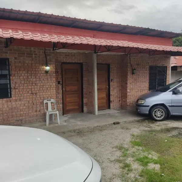 Roomstay Nurfadz Sg Buloh, hotel v destinaci Sungai Buluh