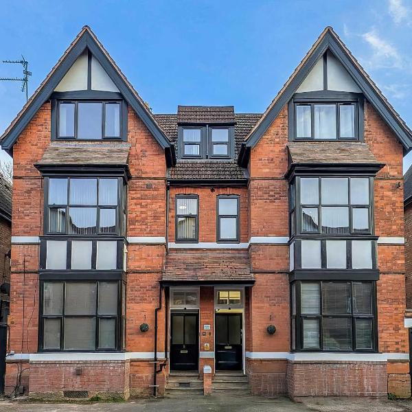 AMETHYST Delightful Suite In Moseley Mews, Birmingham By STAE-Homes, Birmingham