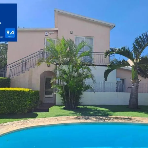 Appartement paisible avec jardin & piscine, hôtel à Albion
