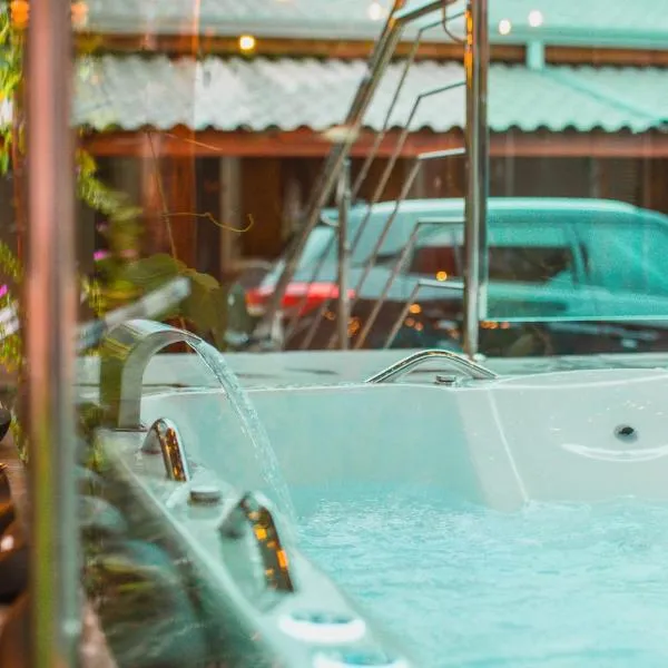 Lukinhas Pousada, ξενοδοχείο σε Nobres