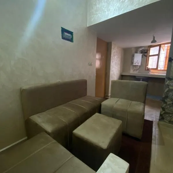 Entire studio close to Sale, Marina, beach and transportation, hotel in Salé