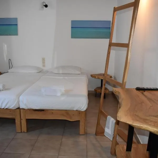 Old Mykonos, hotel in Drafaki