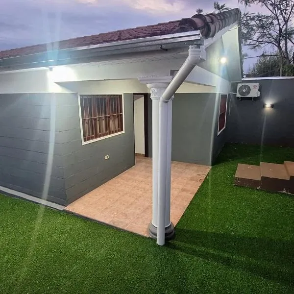 La Casa de Don Nito, hotel in Encarnación