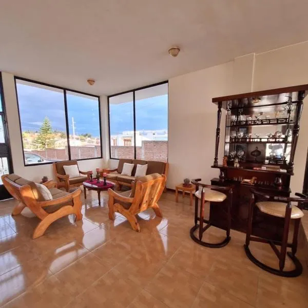 Casa Familiar entre nevados, готель у місті Ріобамба