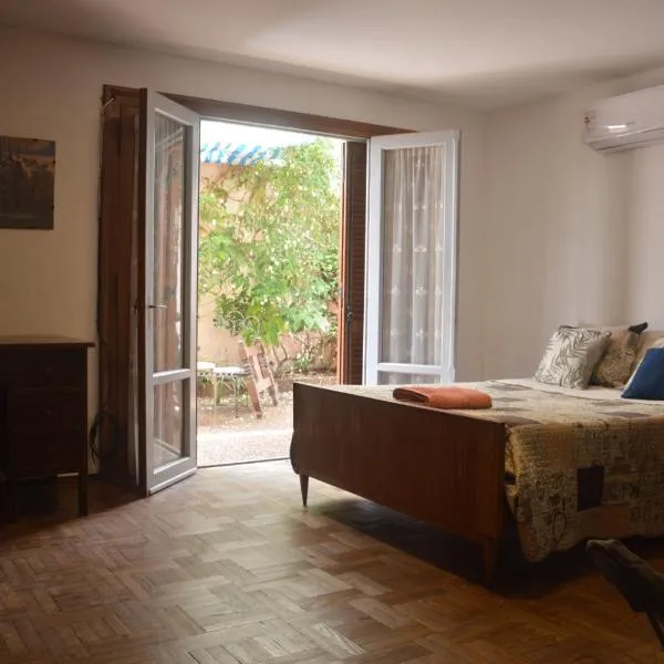 Habitación Privada "Sur" con baño privado, hotel v destinaci Salto