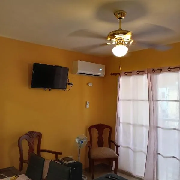 Petite Lounge, hotel in El Paredón