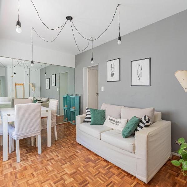 Recoleta stop apartment, Buenos Aires