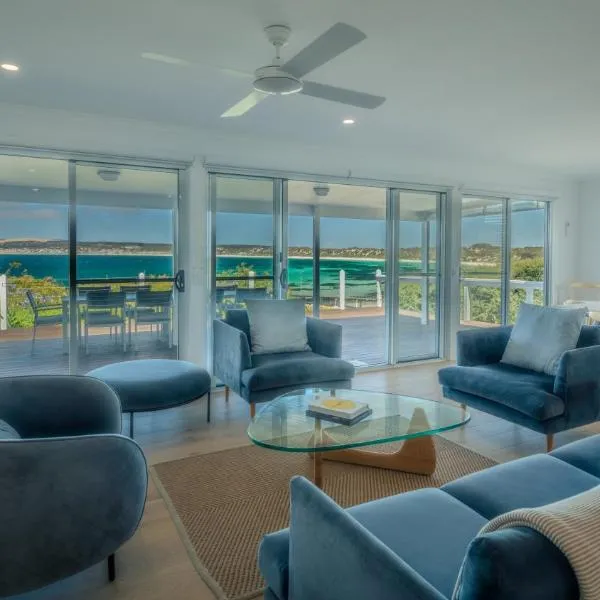 Cactus- Spectacular Views On The Ocean Front Pet friendly, hotel in Emu Bay