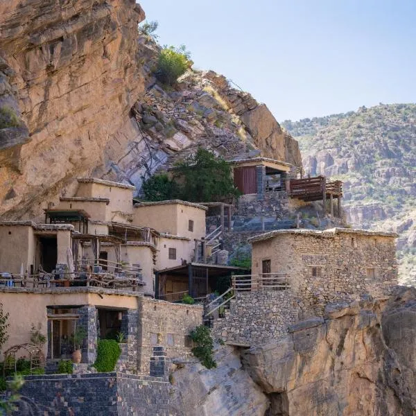 the suwgra-Al-Jabal Al-Akdar, hotel in Şaqrah