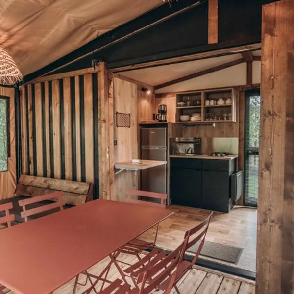 Camping Onlycamp les Thézières, hotel a Taninges