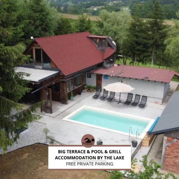 Lake House with a View, hotell sihtkohas Šmartno v Rožni Dolini