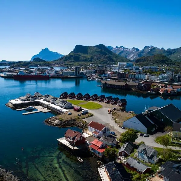Svolvær Havn Waterfront Villa, khách sạn ở Svolvær