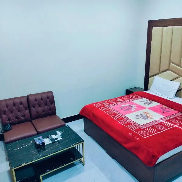 Royal Residency Guest House Karachi, hotel in Karachi