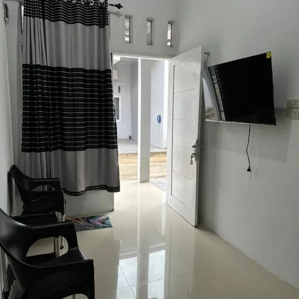 Halangan에 위치한 호텔 Alceo Homestay Family