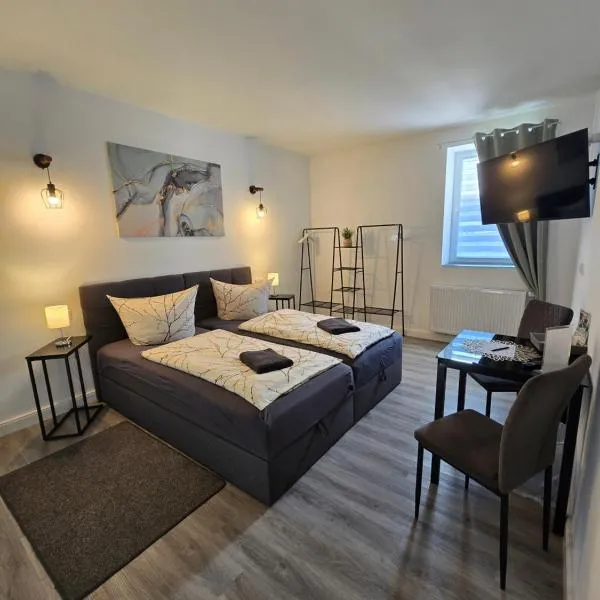 Airbnb, moderne, ruhige und helle Doppelzimmer, nähe Magdeburg, A14 & A2, hotel v destinaci Dahlenwarsleben