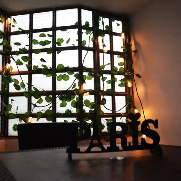 Casa cerca de concierto Marc Anthony Med Plus, hotel v destinaci Bogotá