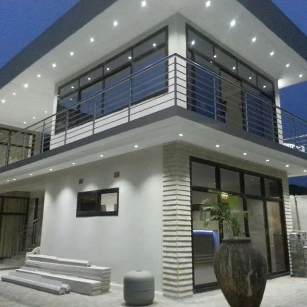 Pamo Hotel and Restaurants, hotel in Kitwe
