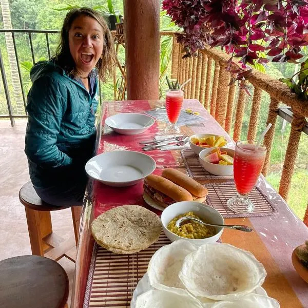 Creek Downhills, hotel in Ella