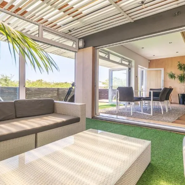 Exclusive 3-Bedroom Luxury Villa Cape Town CBD, hotel in Cape Town