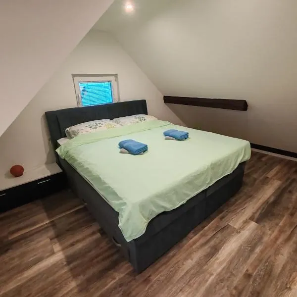 Apartments Malivojevič, hotel v destinaci Žirovnica