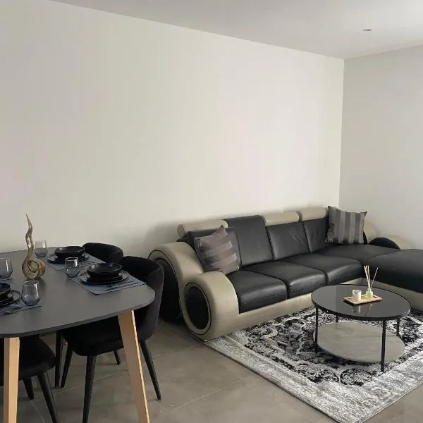 Modern and Cosy Apartment, hotel in Montpellier