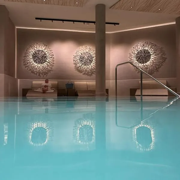 SlowDown Bottsand Hotel und Spa, ξενοδοχείο σε Wendtorf