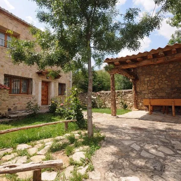 Casa Rural El Fresno, hotel in Huerta