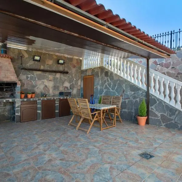 Villa El Castillejo Vacacional, hotel em Vega de San Mateo