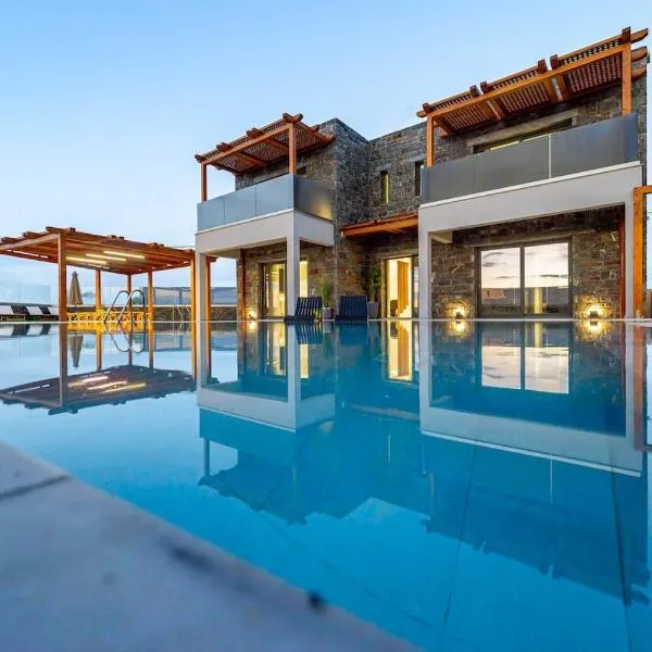 Brand new Petra Luxuria Villa with private pool, hotel in Prasás