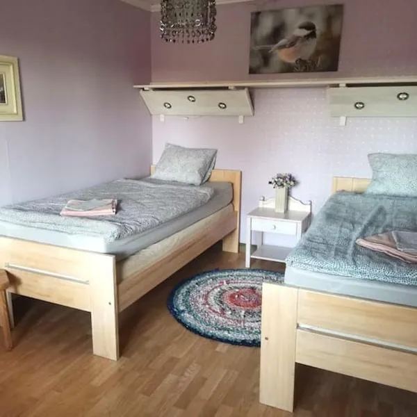 Humlehjarta Zwei Betten Zimmer，位于Överkalix的酒店