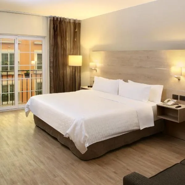 Holiday Inn Express Torreon by IHG, hotel v destinaci Torreón