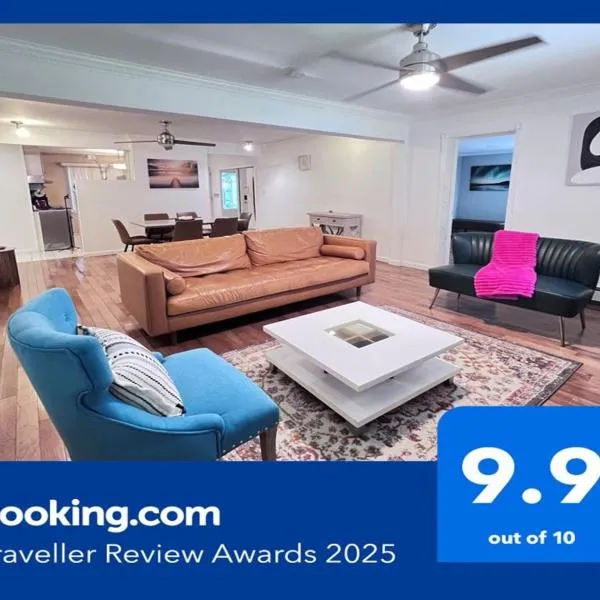 Modern and spacious villa close to NYC/Brooklyn/Queens/Garden City, ξενοδοχείο σε Westbury