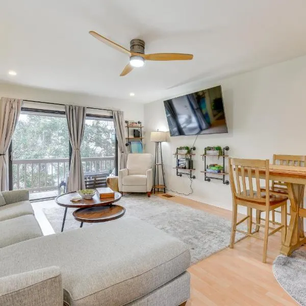 Santa Rosa Beach Townhome Patio, Walk to Beach!, hotel in Santa Rosa Beach