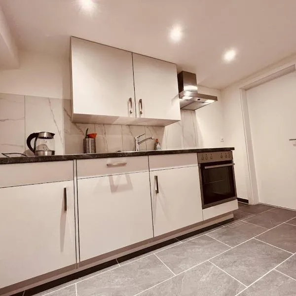 Independent Apartment for Skiing & Snowboarding, hotel v destinaci Küblis